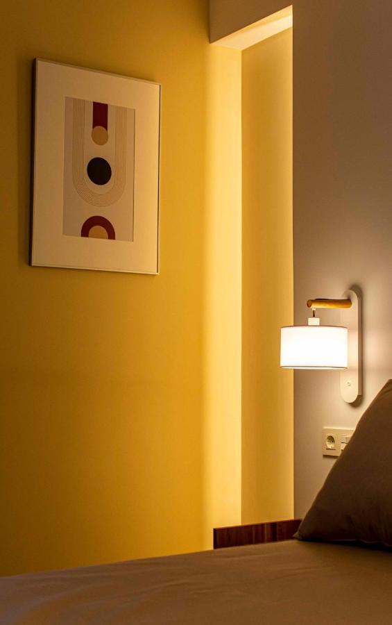 Apartamentos 1 Abril Málaga Extérieur photo
