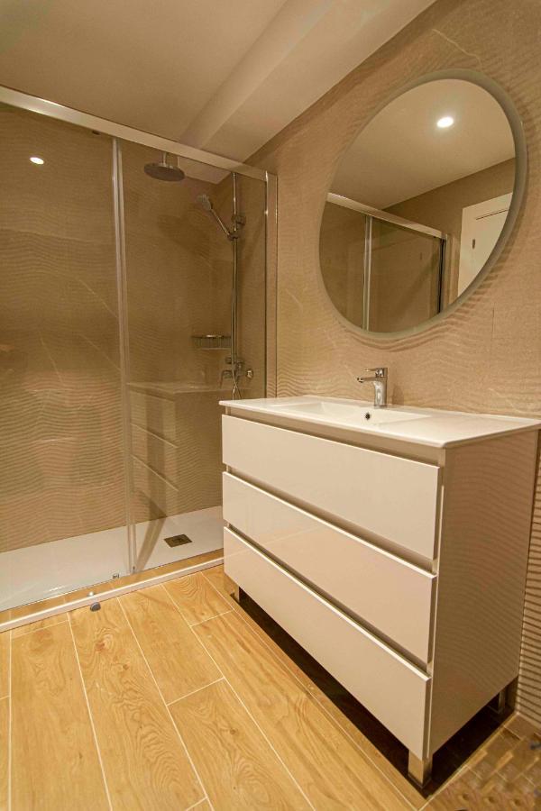 Apartamentos 1 Abril Málaga Extérieur photo