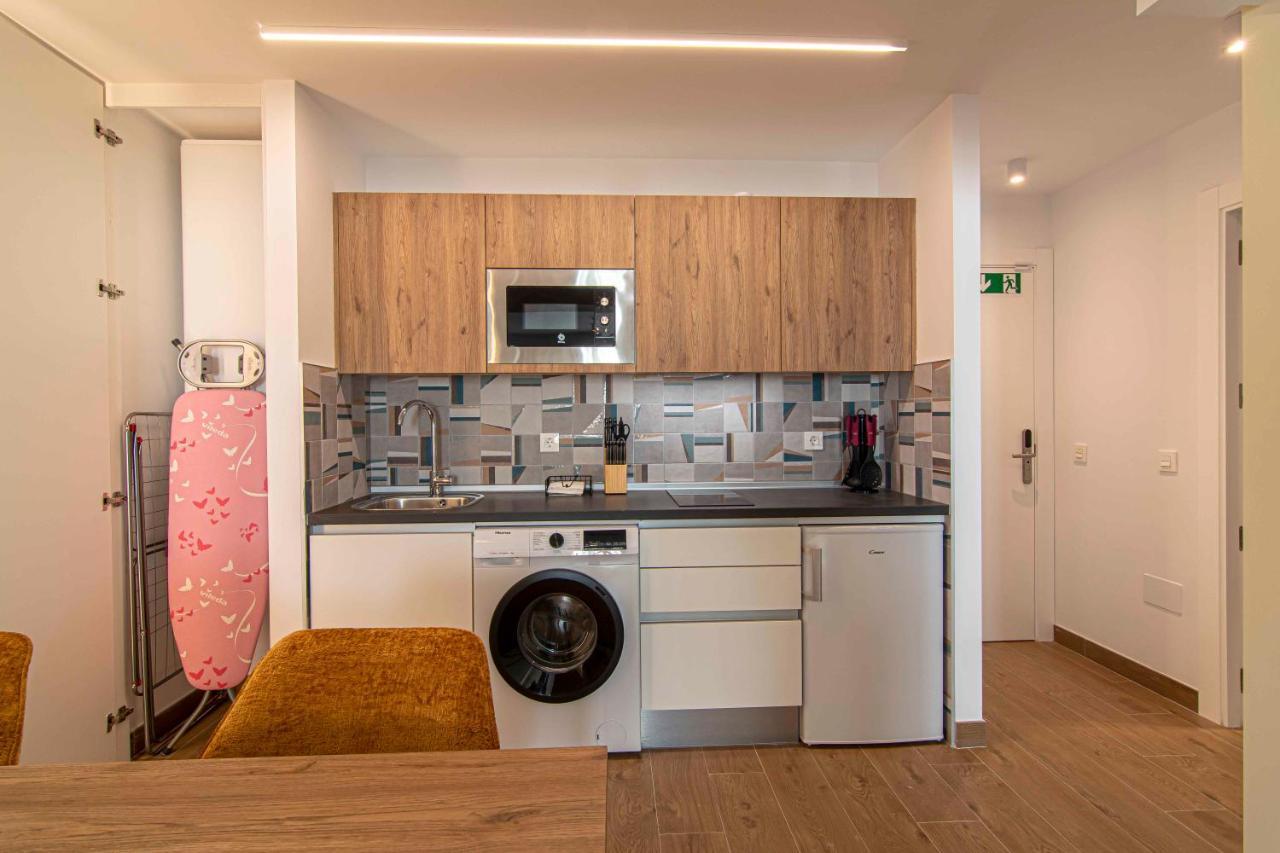 Apartamentos 1 Abril Málaga Extérieur photo