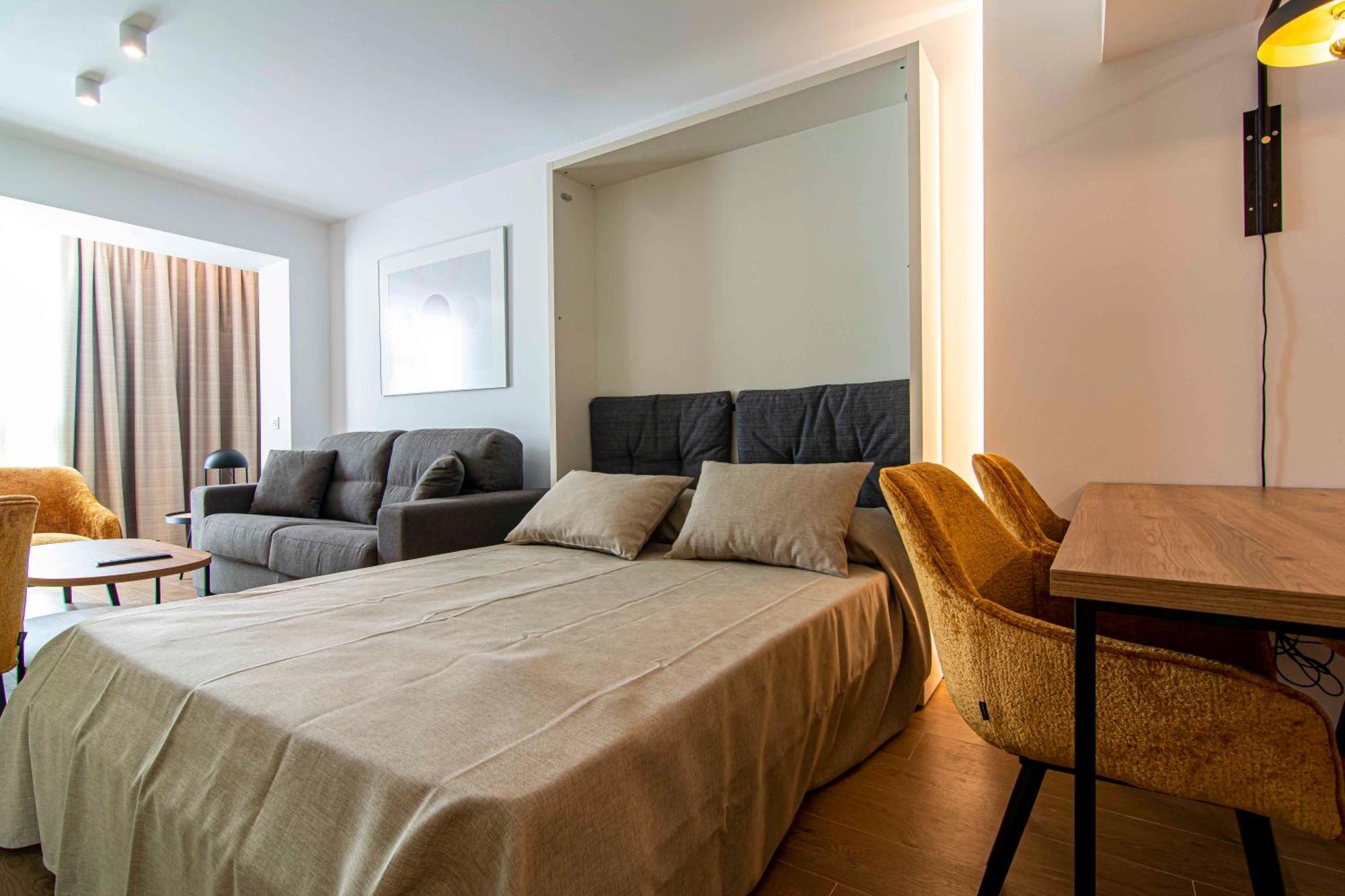 Apartamentos 1 Abril Málaga Extérieur photo